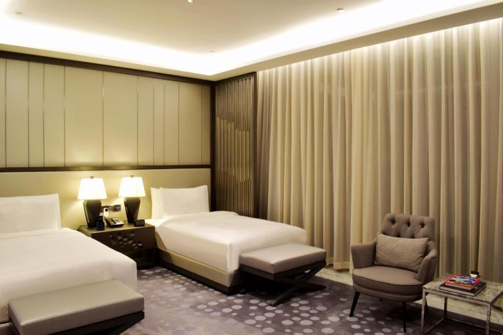 Отель Cachet Boutique Шаосин Экстерьер фото